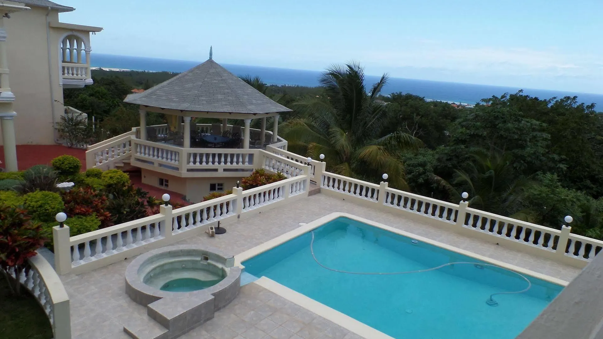 Luxurious Romantic Suite Kensington Montego Bay Jamajka